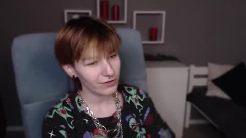 Snapshot of guitarandangell chatting on 03-13-26, 05:58 guitarandangell online show from 03-13-26, 05:58