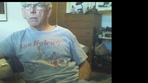Roy online show from 05-16-26, 02:27