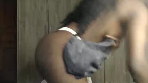 Miss Incredible online show from 02-07-25, 01:01