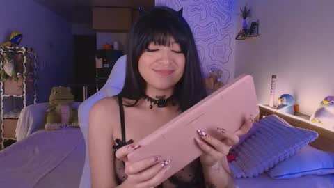    S                                    online show from 05-15-26, 11:23