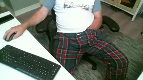 Snapshot of gumpman0553 chatting on 11-01-25, 03:52 gumpman0553 online show from 11-01-25, 03:52