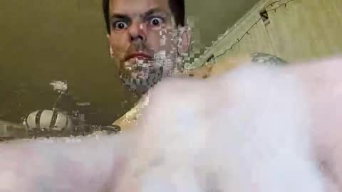 gunnarssonbenni33 online show from 02-26-26, 12:42