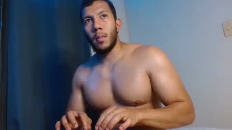 holl latino online show from 01-15-26, 05:34