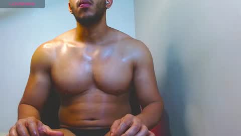 holl latino online show from 06-26-26, 06:34