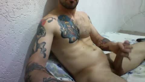 Snapshot of gustavyuri chatting on 10-01-25, 12:16 Gustav online show from 10-01-25, 12:16