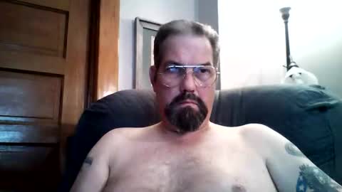 Snapshot of guy4fun8 chatting on 02-14-26, 07:43 guy4fun8 online show from 02-14-26, 07:43