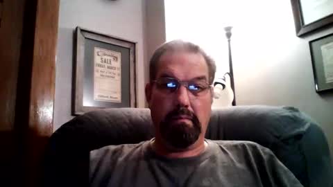 Snapshot of guy4fun8 chatting on 04-28-26, 08:30 guy4fun8 online show from 04-28-26, 08:30