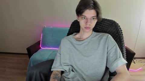 guy_liam1 online show from 12-14-24, 07:36