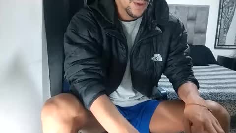 Snapshot of guykarim chatting on 02-28-26, 11:00 karim online show from 02-28-26, 11:00