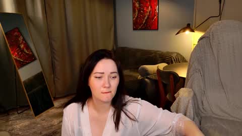 Snapshot of gwen_lady chatting on 02-13-26, 05:53 Sweety Kitty online show from 02-13-26, 05:53