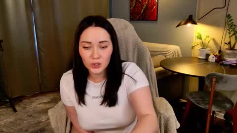 Snapshot of gwen_lady chatting on 03-12-26, 02:56 Sweety Kitty online show from 03-12-26, 02:56