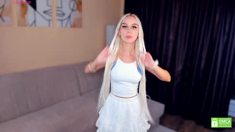 Sofia online show from 01-06-25, 05:08