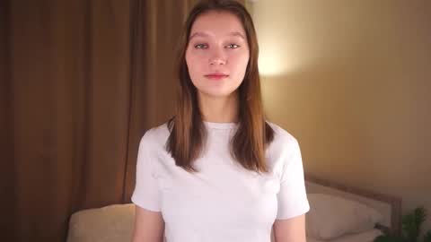 Molly online show from 12-17-25, 05:02