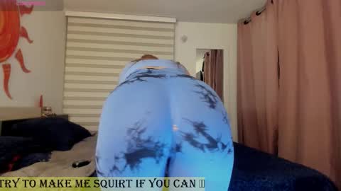 Snapshot of gwyneth_paltrow chatting on 02-11-26, 03:22 online show from 02-11-26, 03:22