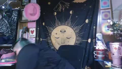 Goddess Fe online show from 11-20-25, 01:39