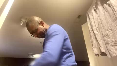 Snapshot of gyesaw1970 chatting on 02-05-25, 03:13 gyesaw1970 online show from 02-05-25, 03:13