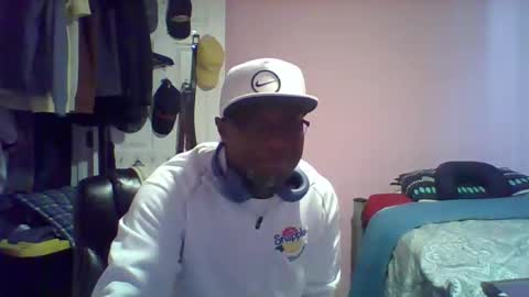 Snapshot of gyesaw1970 chatting on 11-07-25, 06:08 gyesaw1970 online show from 11-07-25, 06:08