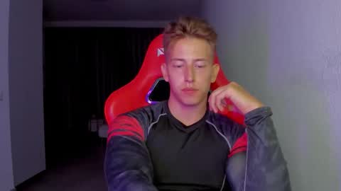 Oliver online show from 11-12-25, 08:41