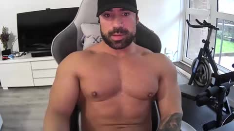 gymking999 online show from 02-11-25, 01:51