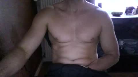 Snapshot of gymxxx_ chatting on 02-14-26, 12:24 gymxxx_ online show from 02-14-26, 12:24