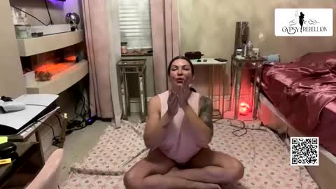 Snapshot of gypsy_rebellion chatting on 11-05-25, 11:21 Gypsy online show from 11-05-25, 11:21