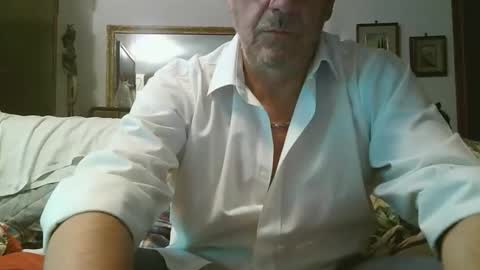Snapshot of gyrdy chatting on 12-08-24, 06:06 gyrdy online show from 12-08-24, 06:06