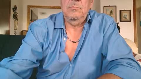 Snapshot of gyrdy chatting on 10-19-25, 03:12 gyrdy online show from 10-19-25, 03:12