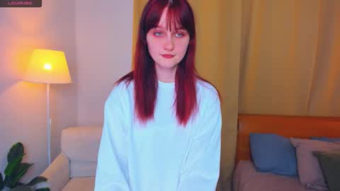 Kelly  Lilly online show from 10-17-25, 07:27