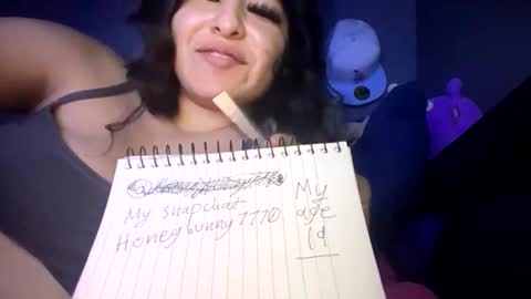 Snapshot of h0n3ycup chatting on 10-10-25, 07:07 h0n3ycup online show from 10-10-25, 07:07