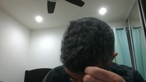 h0nest84 online show from 01-11-25, 06:03