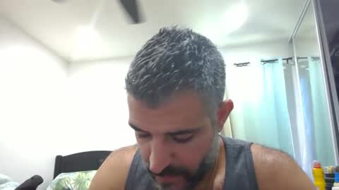 h0nest84 online show from 10-05-25, 10:29