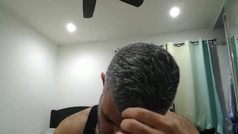 Snapshot of h0nest84 chatting on 05-05-26, 12:29 h0nest84 online show from 05-05-26, 12:29