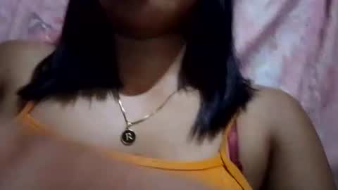 Snapshot of habibi_25 chatting on 09-30-25, 11:37 Habibi online show from 09-30-25, 11:37