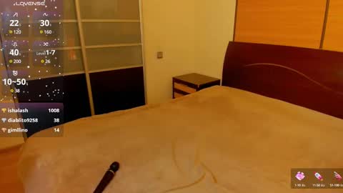 Snapshot of habibi_moon chatting on 02-09-25, 07:16 Linda online show from 02-09-25, 07:16