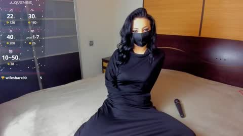 Snapshot of habibi_moon chatting on 03-01-25, 02:26 Linda online show from 03-01-25, 02:26