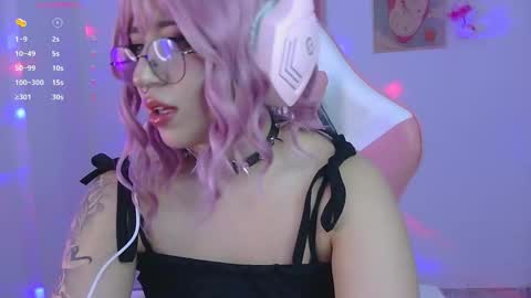 Snapshot of hachiko_love chatting on 11-07-25, 12:32 Hachiko online show from 11-07-25, 12:32