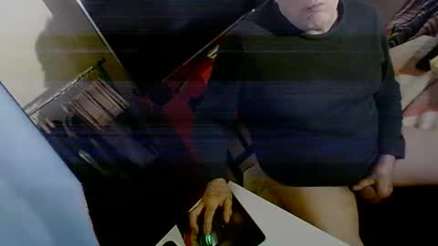 Snapshot of hacknoob62 chatting on 12-19-24, 11:07 hacknoob62 online show from 12-19-24, 11:07