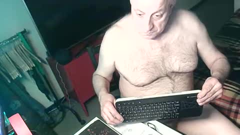 hacknoob62 online show from 11-13-25, 07:35