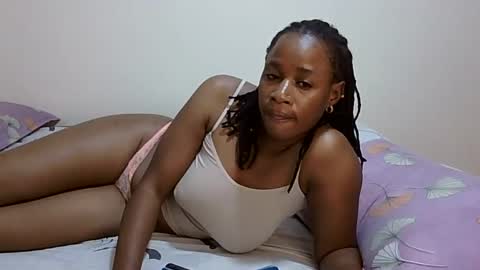 Snapshot of hadassa29 chatting on 02-15-25, 06:44 Hadassa online show from 02-15-25, 06:44