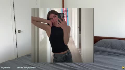 Snapshot of hadley19 chatting on 03-25-26, 03:29 Hadley online show from 03-25-26, 03:29