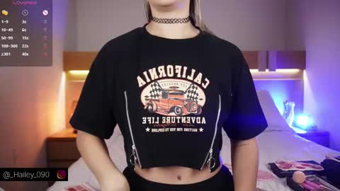 Hailey online show from 11-27-25, 03:47