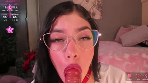 laura online show from 12-19-25, 11:01