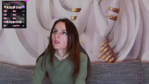 HaileyPeach online show from 02-05-25, 09:18