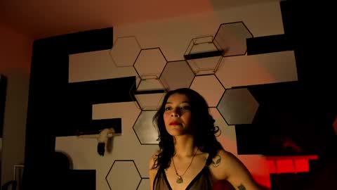 haileycat_ online show from 12-23-24, 01:51