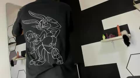 haileycat_ online show from 12-30-24, 11:17