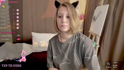 Hailey online show from 03-01-25, 12:23