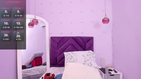 haileystonei online show from 01-13-25, 11:41