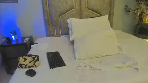 haileystonei online show from 02-14-26, 11:18