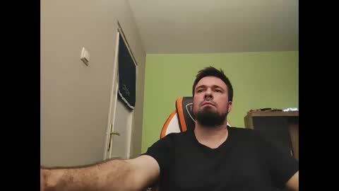 Snapshot of hairy_guy007 chatting on 03-07-26, 11:35 hairy_guy007 online show from 03-07-26, 11:35