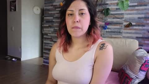 Snapshot of hairyandsexysalma chatting on 10-30-25, 09:37 SALMA online show from 10-30-25, 09:37